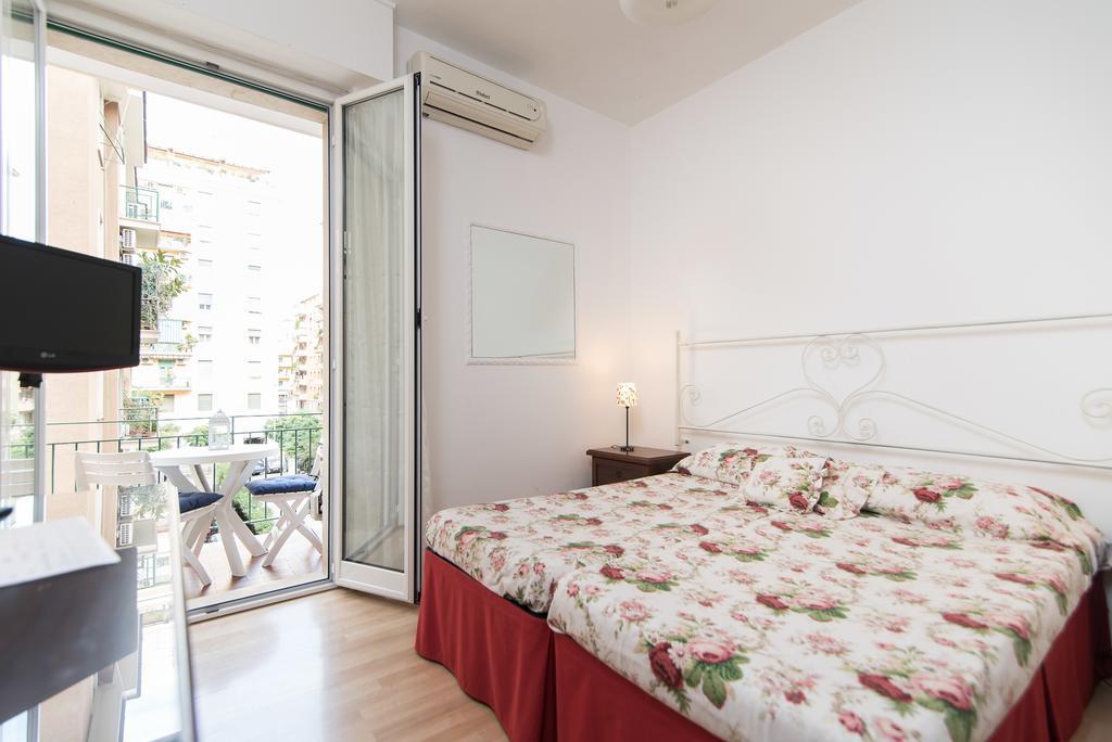 Le Rose Bed & Breakfast *